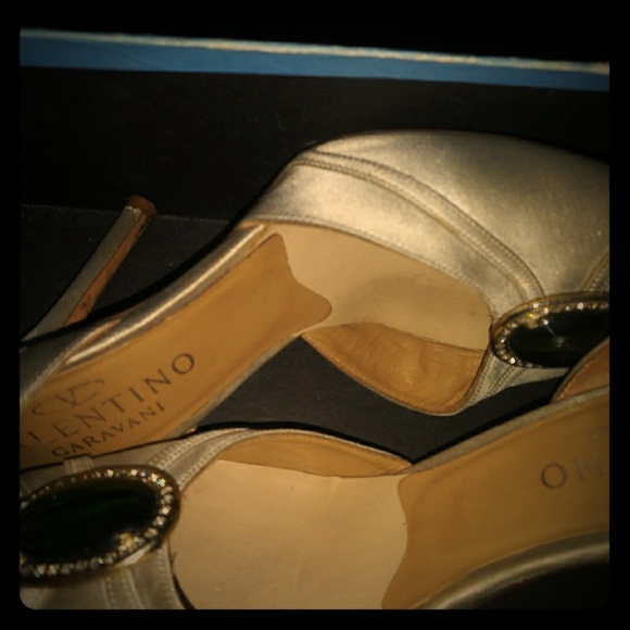 Italian Valentino - Picture 1 of 1